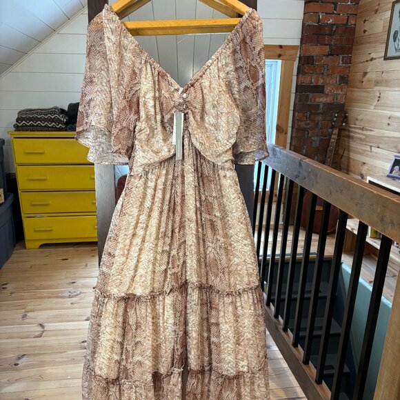 Anthropologie Short Sleeve Tiered Midi Dress - Picture 1 of 8